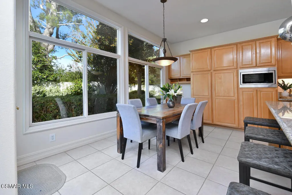 31775 Oak Ranch Court, Westlake Village, California 91361 home-pic-26